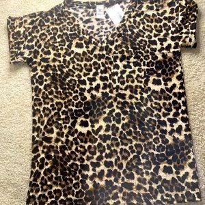Leopard Short Sleeve Tee with chest pocket